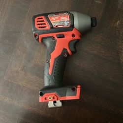 Milwaukee M18 1/4” Hex Impact Driver