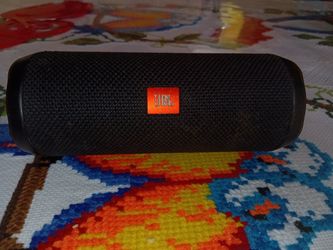 JBL flip 4