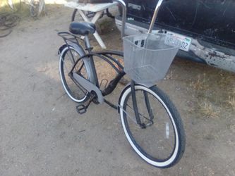 Lowrider Style Beach Cruiser