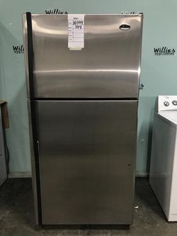 GE STAINLESS STEEL REFRIGERATOR