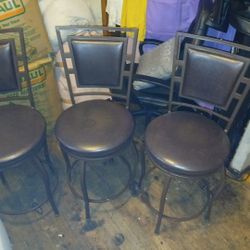 Chairs / Stools