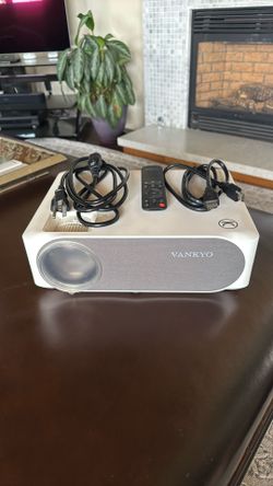Vankyo V(contact info removed)p HD Projector