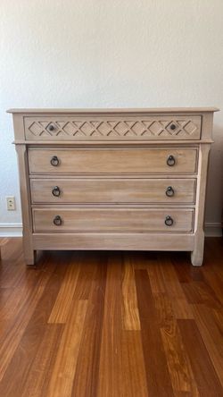 Four drawer Dresser