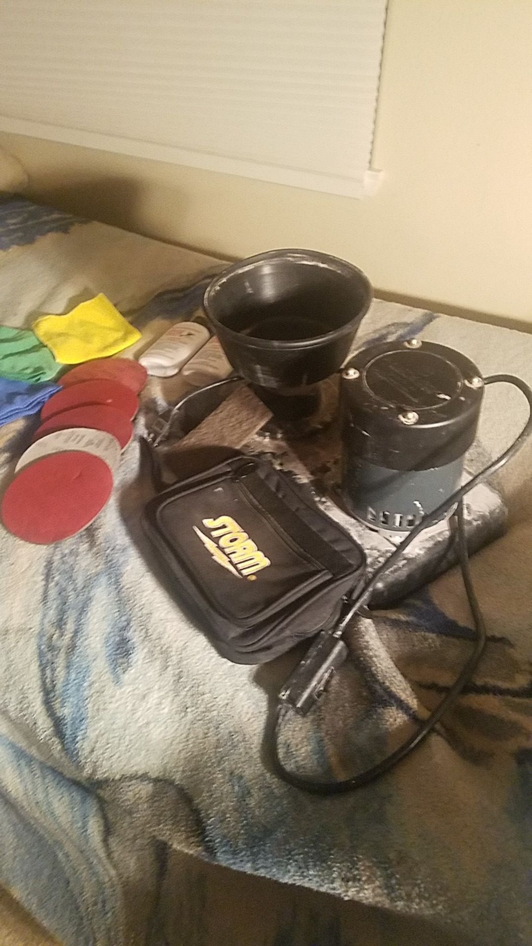 1/2 HP innovative bowling ball spinner w/ accessories