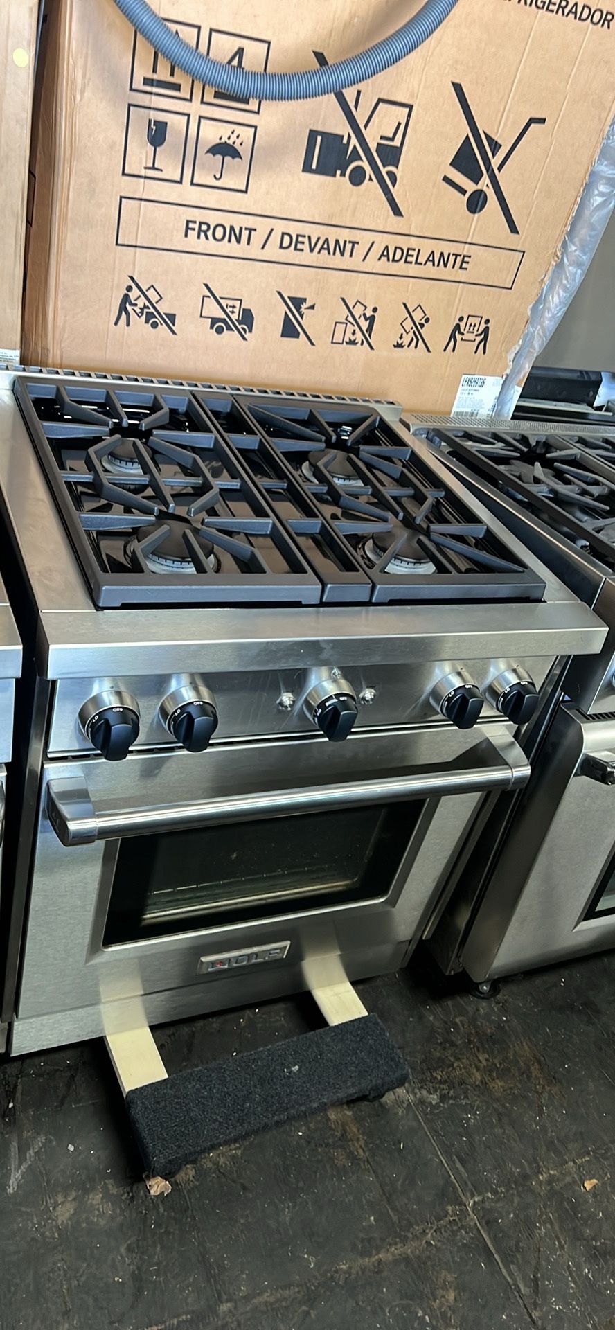 Wolf 30”Wide All Gas Range Stove In Stainless Steel 4Burners