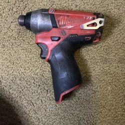Milwaukee Fuel M12 Hex Impact Driver