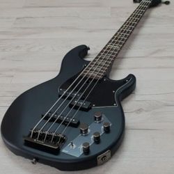 Yamaha BB735A, Bass Guitar 5 String