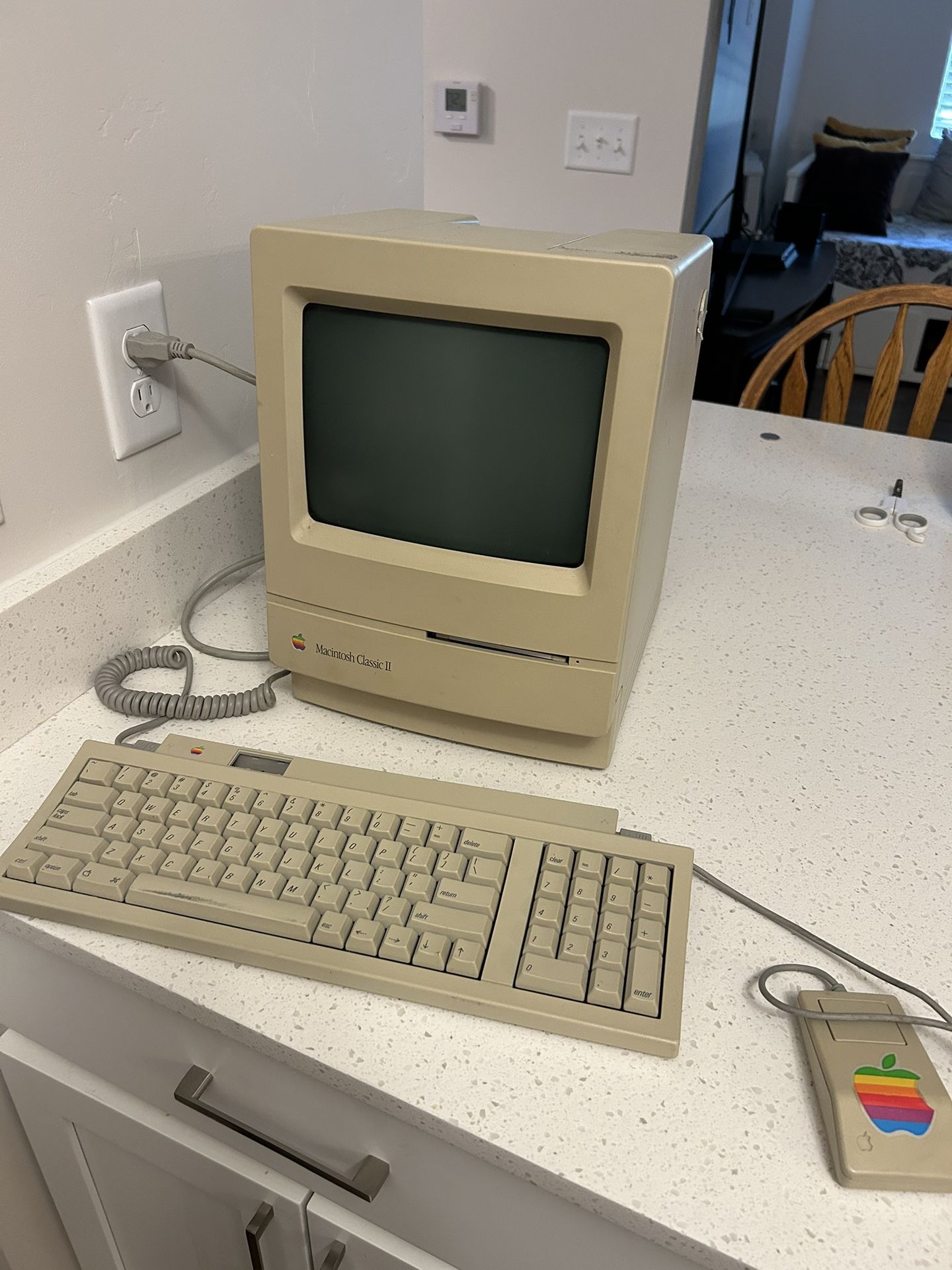 Macintosh Classic 2 