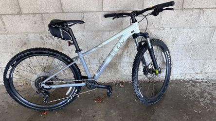 Liv Tempt 27.5 Small Mountain Bike | Hydraulic Disc Brakes Women’s