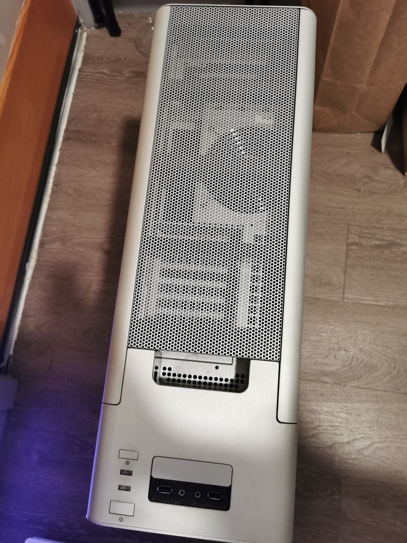 SILVERSTONE FT02 COMPUTER CASE