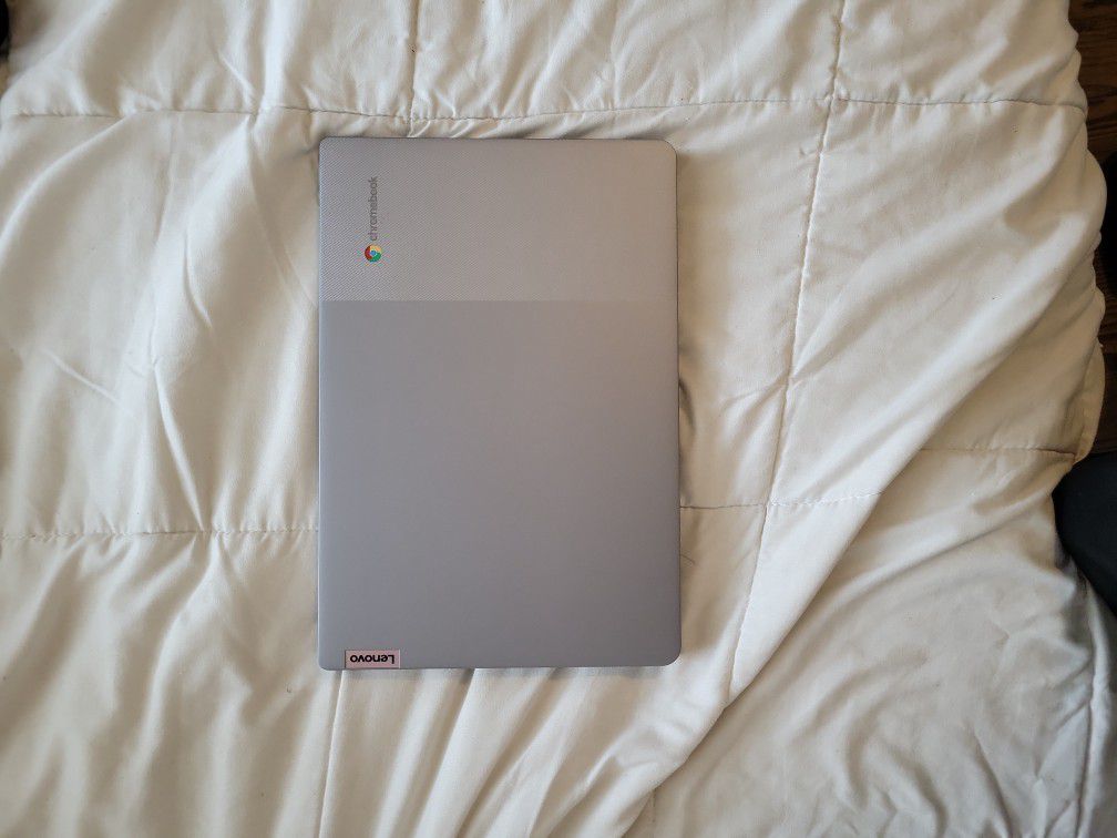Laptop - Lenovo Chromebook