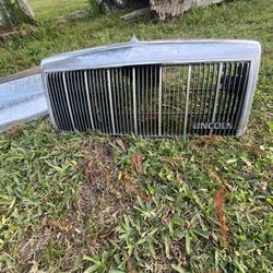 Antique Lincoln Town Car Grill