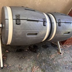 LIFETIME 100 Gallon Dual Chamber Tumbling Two Stage Brown Rotating Composter Bin
