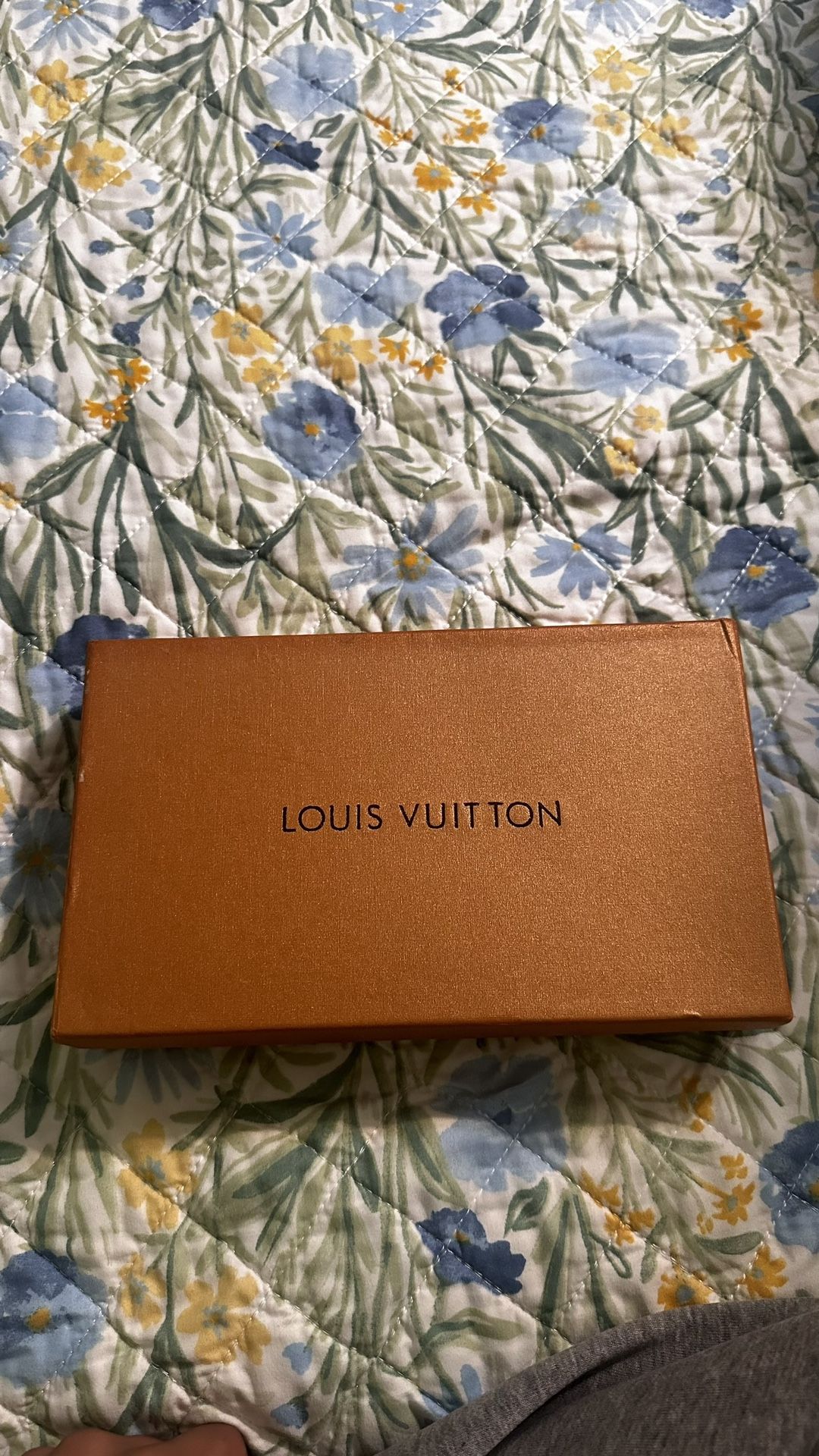 LV MULTI PURSE SET