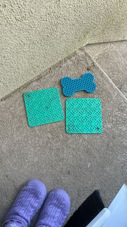small blue and green pet slow feeder mat 
