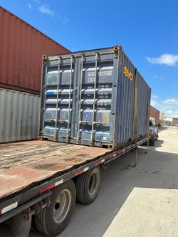 STORAGE CONTAINERS