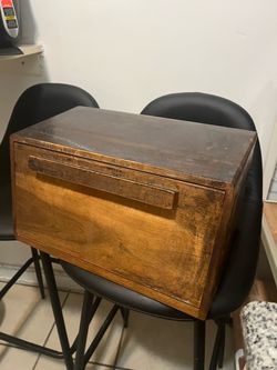 Bread and Pastry Box
