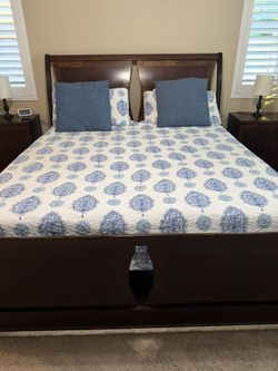 Cal King Sleigh Bed Frame, Dresser & 2 Nightstands (Mattress NOT Included)