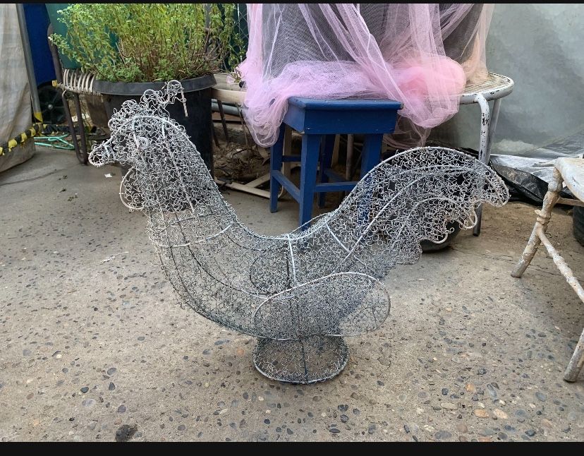 Wire Chicken 2’ Wide 
