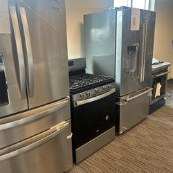 Kitchen Set With Refrigerator And Gas Range 