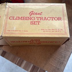 Marx Antique Climbing Tractor Wind Up
