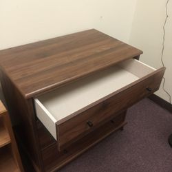 Pick A Dresser