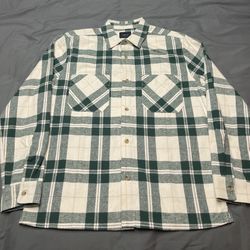 Men’s Pacsun Green Flannel Shirt - Size Medium