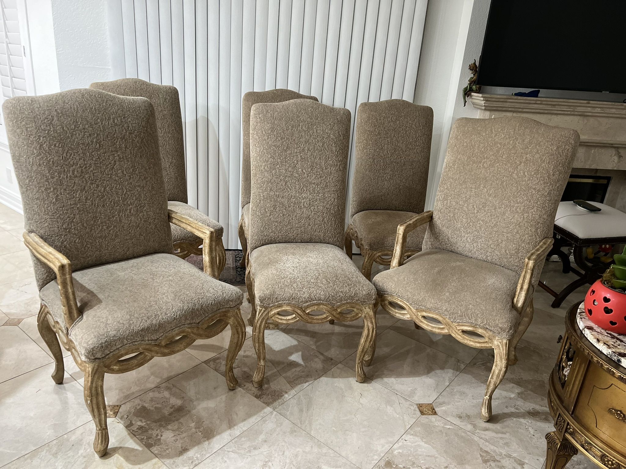 Dining Table With 6 Big Chairs And Thick Beveled Glass