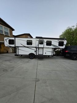 2023 Trailmanor 2720QB