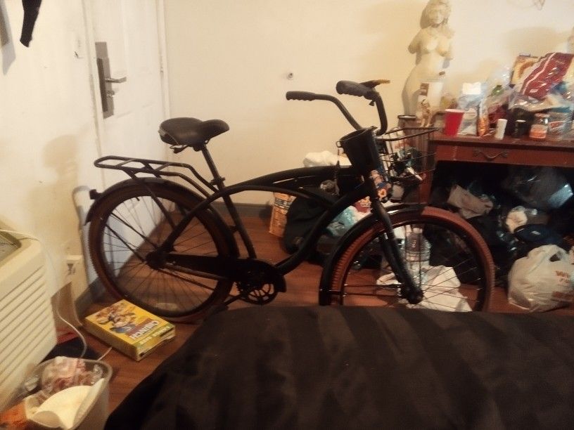 Beautiful Black Cruiser $100