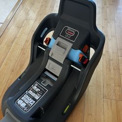 UPPABaby Smart Secure - BASE Only