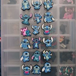 STITCH CROC CHARMS 