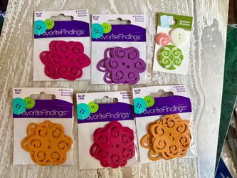 New in Packages Metal & Plastic Buttons Lot - 6 Packs Five packs are made out of metal and are large in size… The three pack set is made of plastic