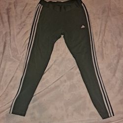 3X Adidas Leggings