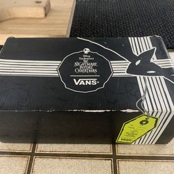Disney Mens Vans Size 11
