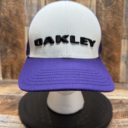Oakley Hydrolix Classic SnapBack Trucker Hat One Size Fits Most Purple