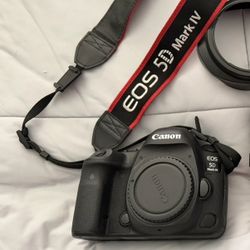 Canon 5D Mark IV “Body” 