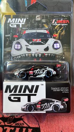 Mini GT “Skelly” 911 GT3R