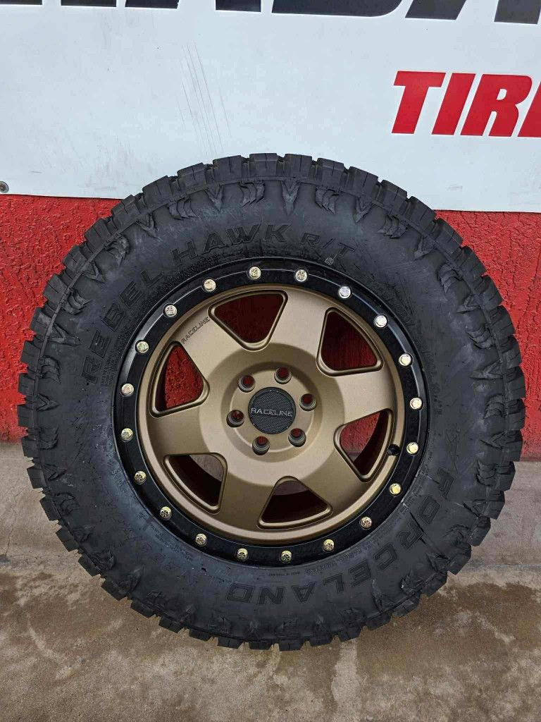 17x9 RACELINE WHEELS 265 70 17 FORCELAND RT