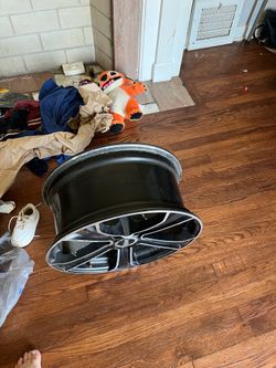 Dodge challenger rims