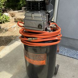 Central Pneumatic 21 Gallon Air Compressor Like Nw