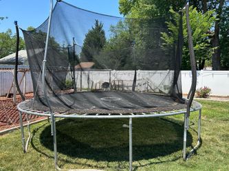 FREE! FREE! FREE! Large Trampoline