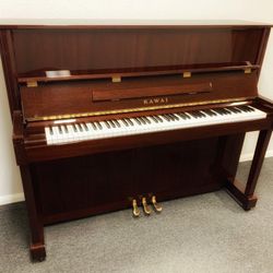 2000 Kawai “CX-5H” Studio Upright Piano delivery included. 