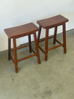 Bar stools 2