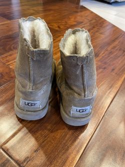 UGGs Kids Size 2 