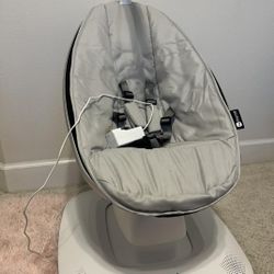 4moms Baby Swing Like New