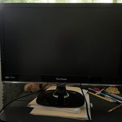 Selling ViewSonic VX2450WM LED Monitor 
