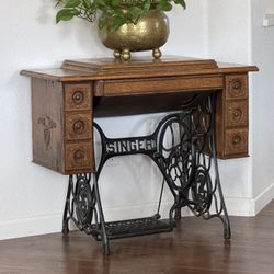 Singer Sewing Machine