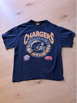 Vintage San Diego Chargers Tee – NFL Graphic T-Shirt – Y2K Sportswear - L