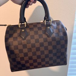 Louis Vuitton Speedy 25 